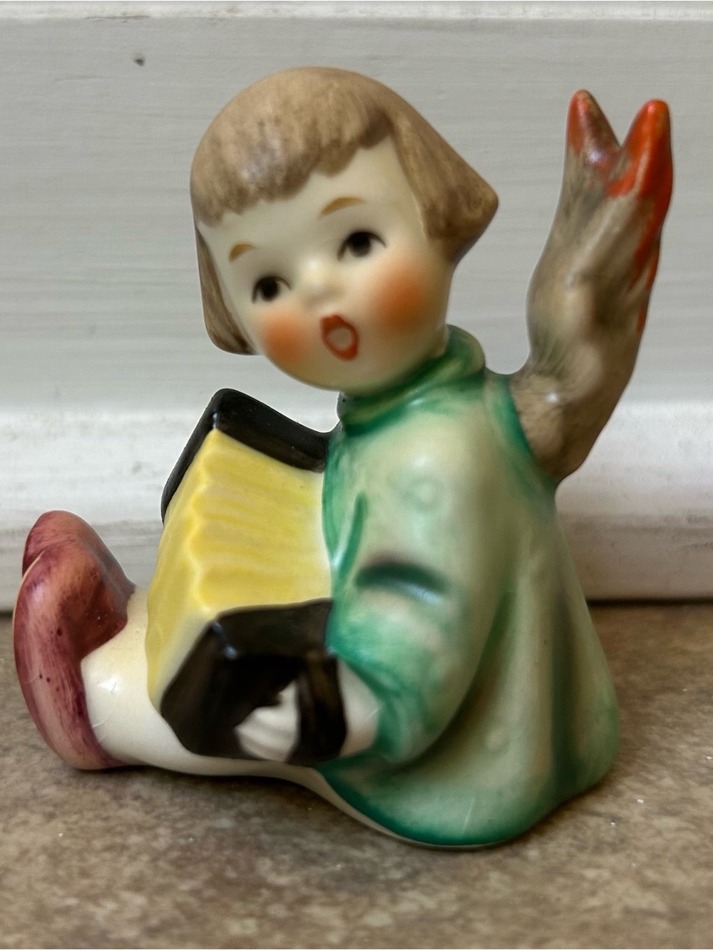 Goebel Hummel Figurine ‘Joyous News’ Angel Accordion Candle Holder Germany